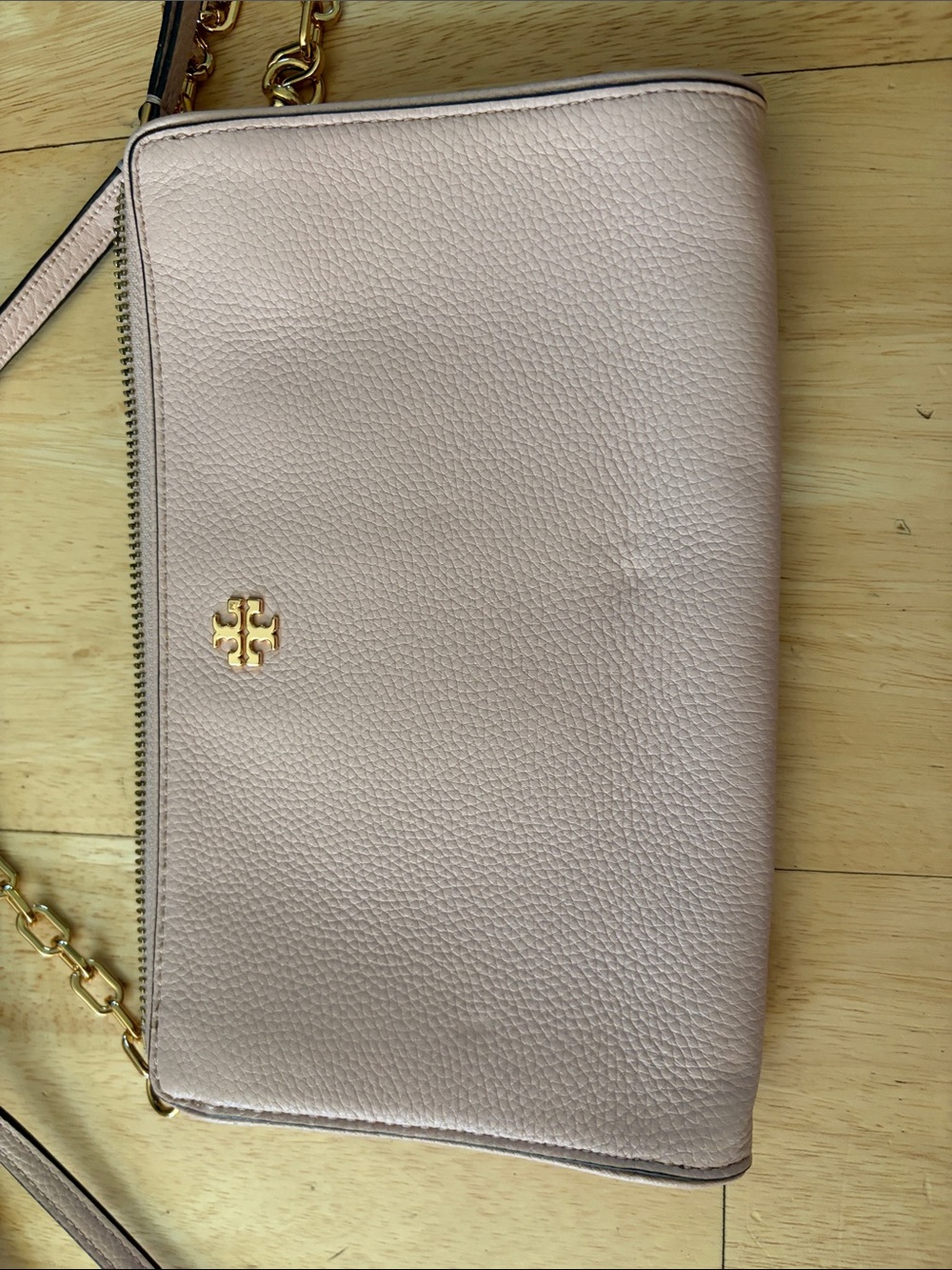 Tory Burch Pebbled Leather Crossbody in Blush with Gold Hardware
